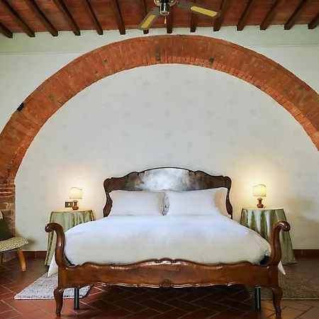 阿格里图里斯莫马兹农家乐 * Montepulciano Stazione